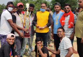 माँ काली क्रिकेट क्लब सूर्या बाजार द्वारा आयोजित टूर्नामेंट मैच में नुमर ने पुनपुरवा को 7 विकेट से हराया