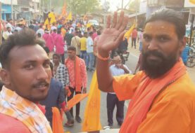 लक्ष्मीपुर प्रखंड क्षेत्र के मटिया बजार में रामनवमी को लेकर निकाला गया भव्य शोभायात्रा