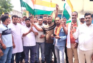 पंचायत राज मड़ैया के मुखिया शांति देवी के द्वारा निकाला गया तिरंगा रैली