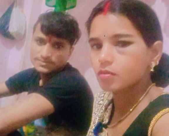 दूसरी शादी की नीयत से गर्भवती पत्नी को स्टेशन पर छोड़ भागा पति, बोला– ‘ज्यादा बोली तो पटरी पर डाल दूंगा’